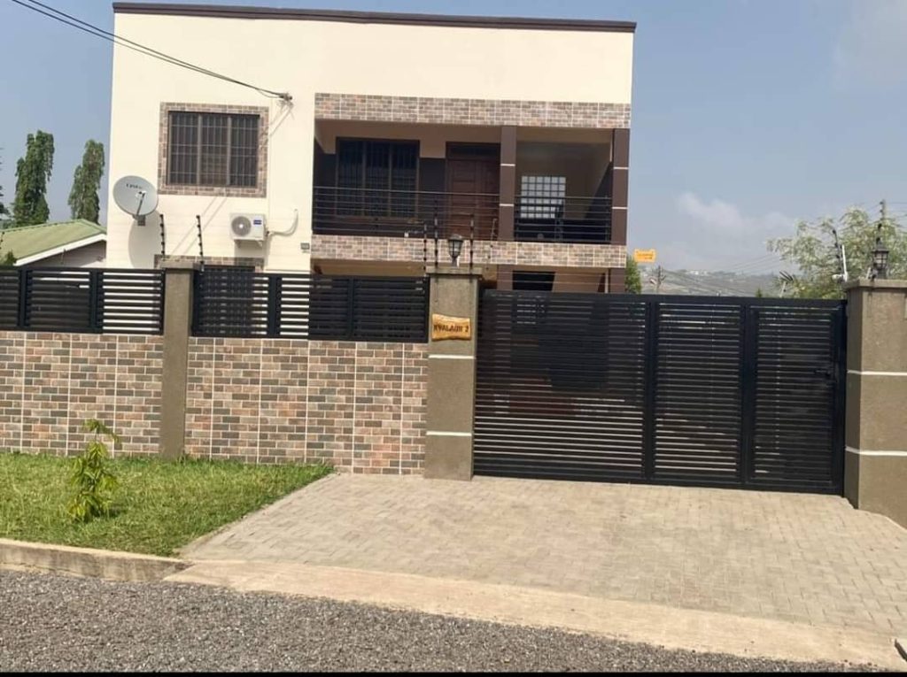 2 bedroom apartment. Tema community 12 2